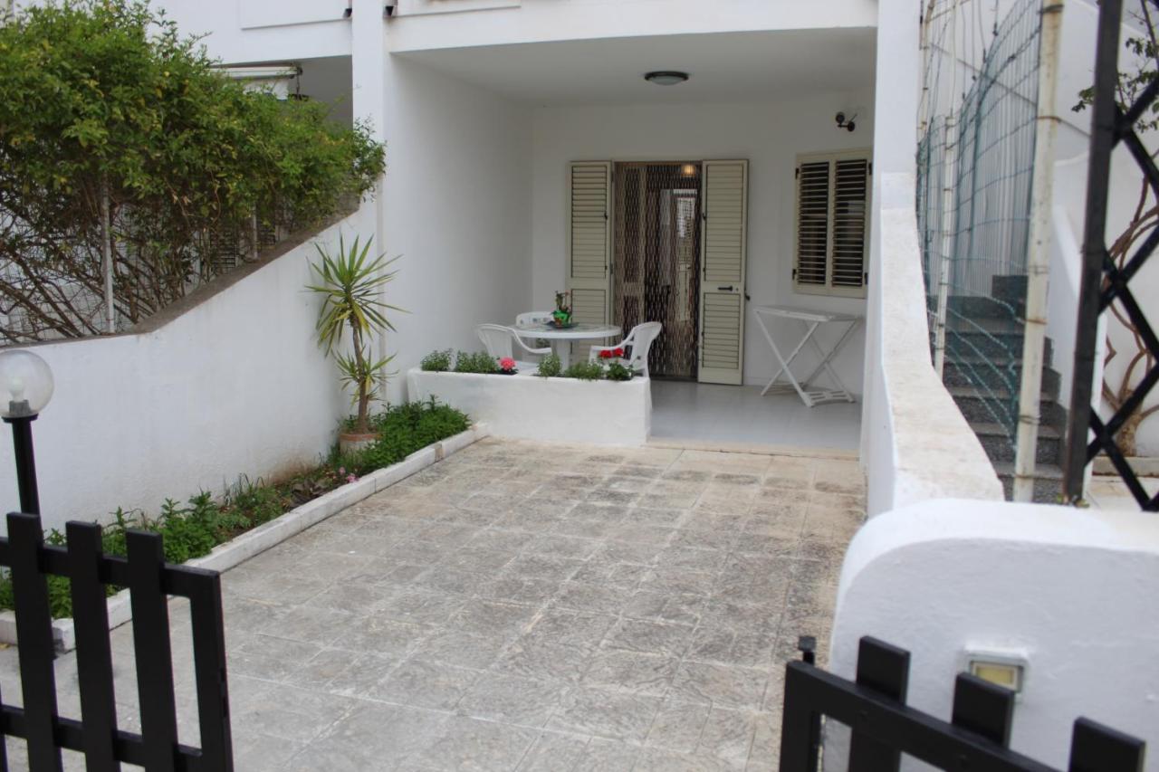 Trilocale Piano Terra In Baia Apartment